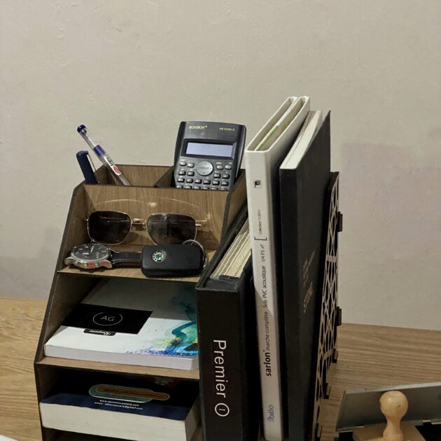 منظم المكتب العصري